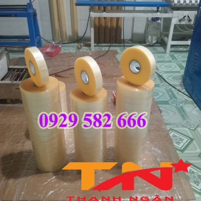 Cuộn băng keo dính 1kg giá bao nhiêu tiền ? 