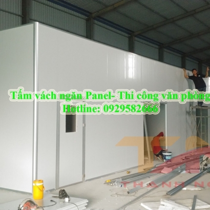 Thi Công Vách Ngăn Panel Cho Công Trình Xưởng Sản Xuất 