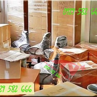 Màng co PE nặng 2,7kg quấn bọc hàng